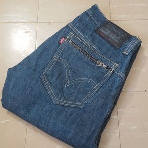 Levis 514 jeans